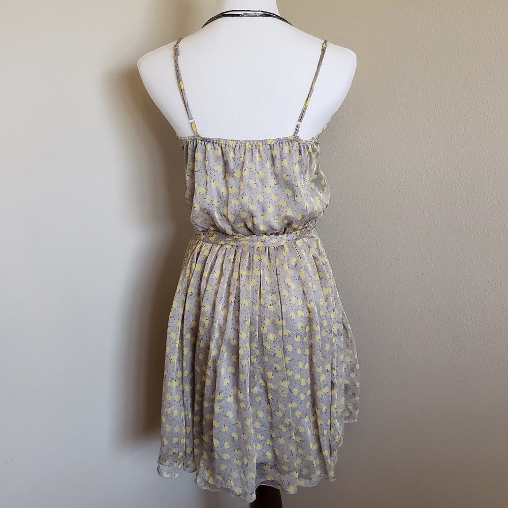 Women's Sleeveless Midi Dress with Yellow Dot Print - Picture 7 of 14